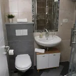 Old Town Apartment *