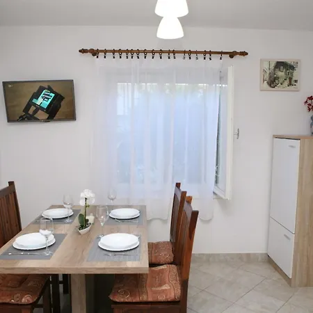 Old Town Apartament *