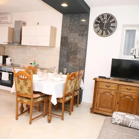 Old Town Apartament Trogir