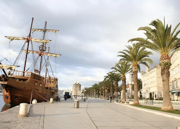 Old Town Lägenhet Trogir